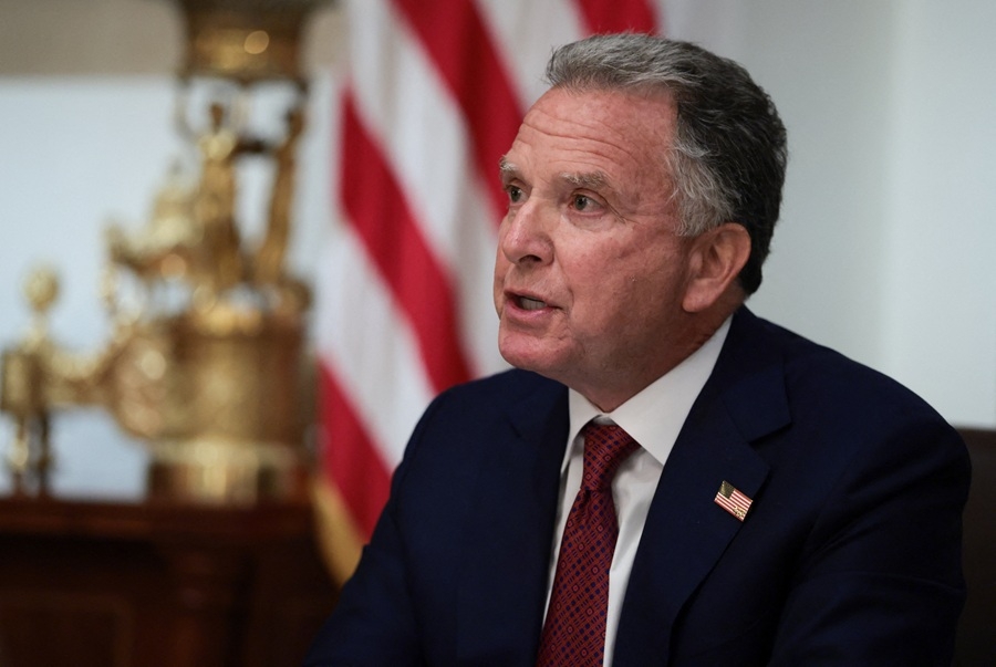 Đặc phái viên Mỹ Steve Witkoff phát biểu trong cuộc họp nội các tại Nhà Trắng. Ảnh Reuters