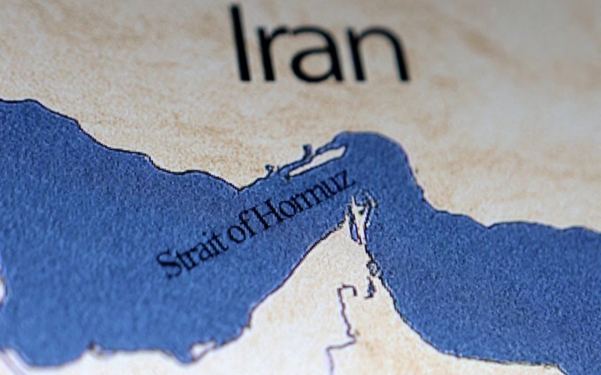 eo bien Hormuz (do hoa), eo bien Iran, bo bien Iran -reu.jpg