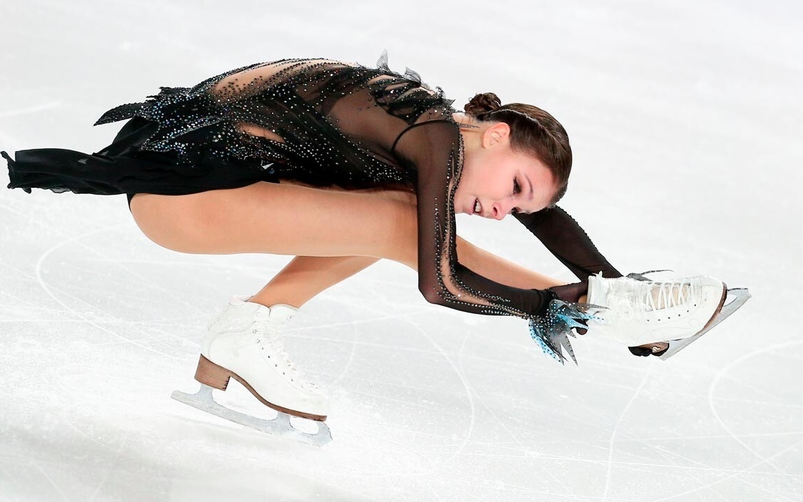 nu van dong vien Nga, van dong vien truot bang nghe thuat Anna Shcherbakova, giay truot bang -sputnik.jpg