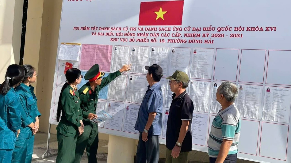 Lực lượng vũ trang tỉnh Khánh Hòa đang tập trung vận động, tuyên truyền bầu cử.