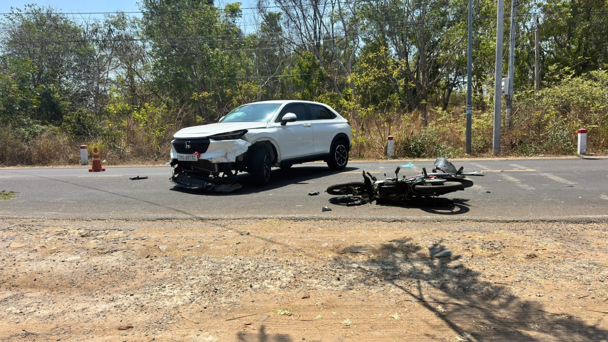 Hiện trường vụ tai nạn 4-4.jpg