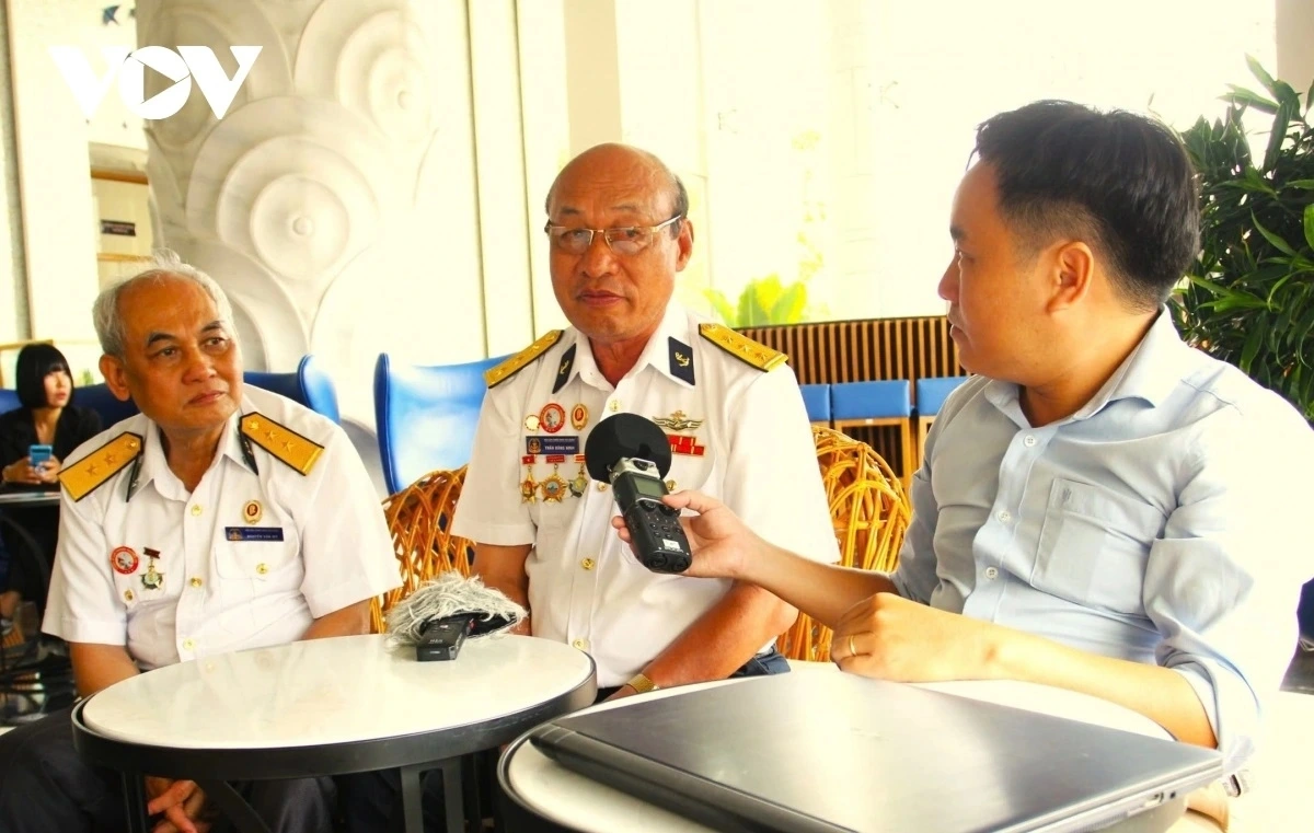 2 cựu chiến binh tham giải phóng Trường Sa trò chuyện với phóng viên VOV