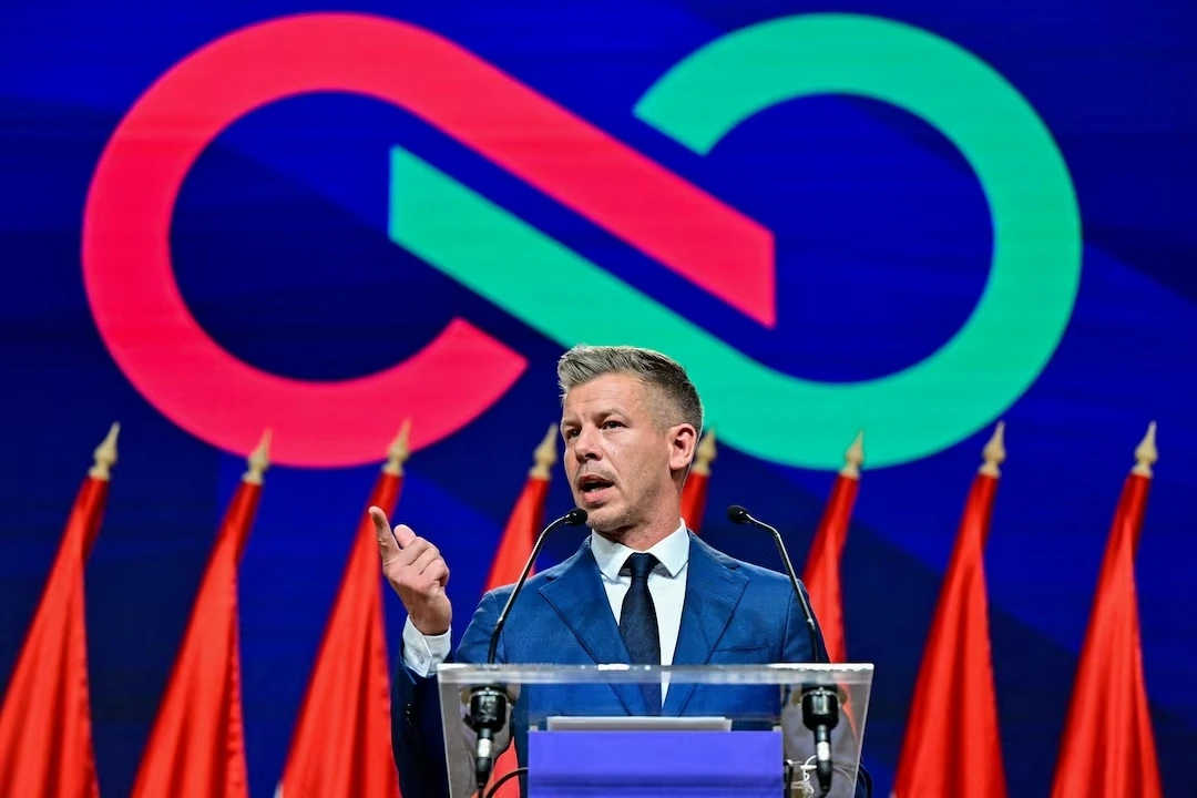 Thủ tướng đắc cử Hungary Péter Magyar (Ảnh: Reuters)