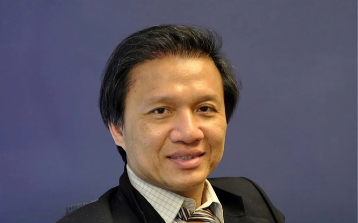 nguyen_dinh_thang_2.jpg