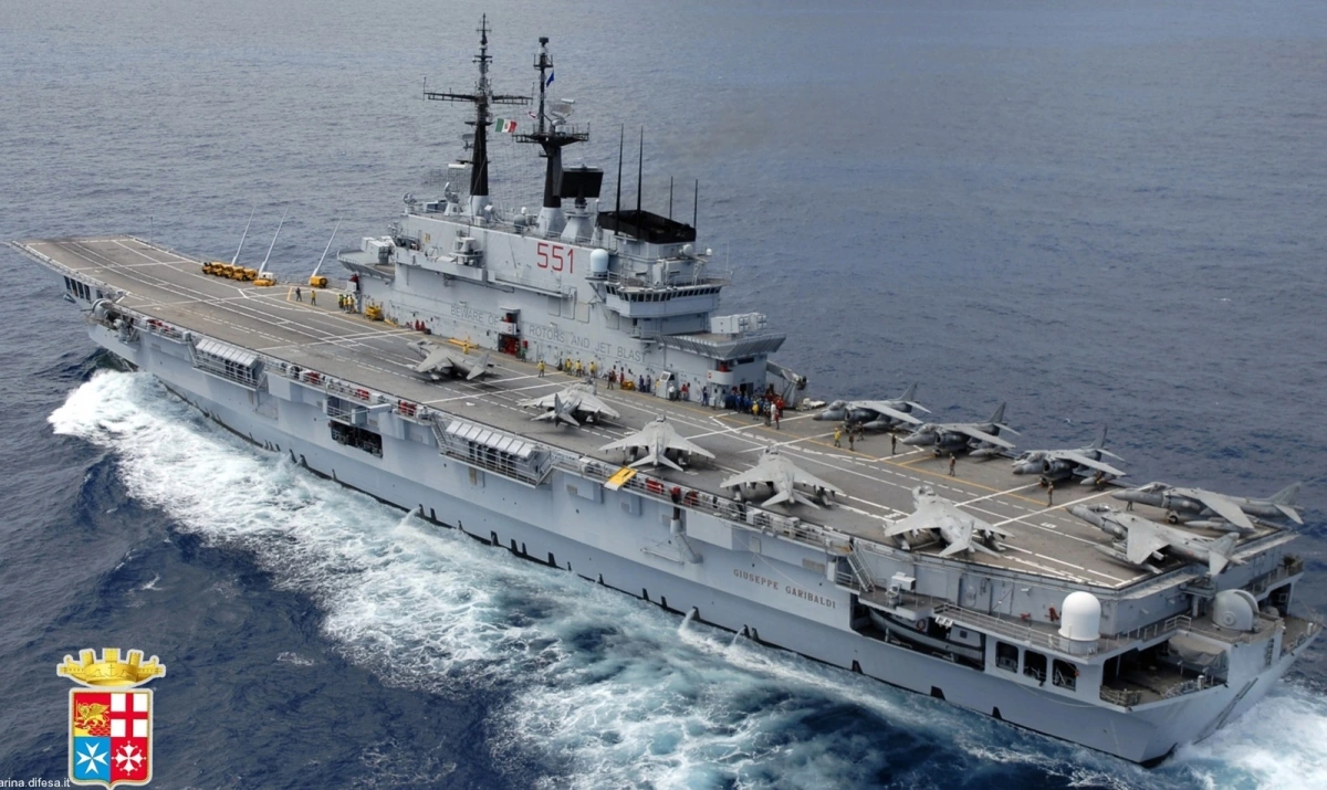 tau san bay Italy, tau san bay Garibaldi duoc Italy tang cho Indonesia -Marina difesa.jpg
