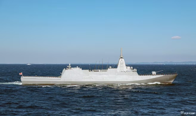 Tàu khu trục tàng hình đa năng Mogami của Nhật Bản. Ảnh: Jiji Press