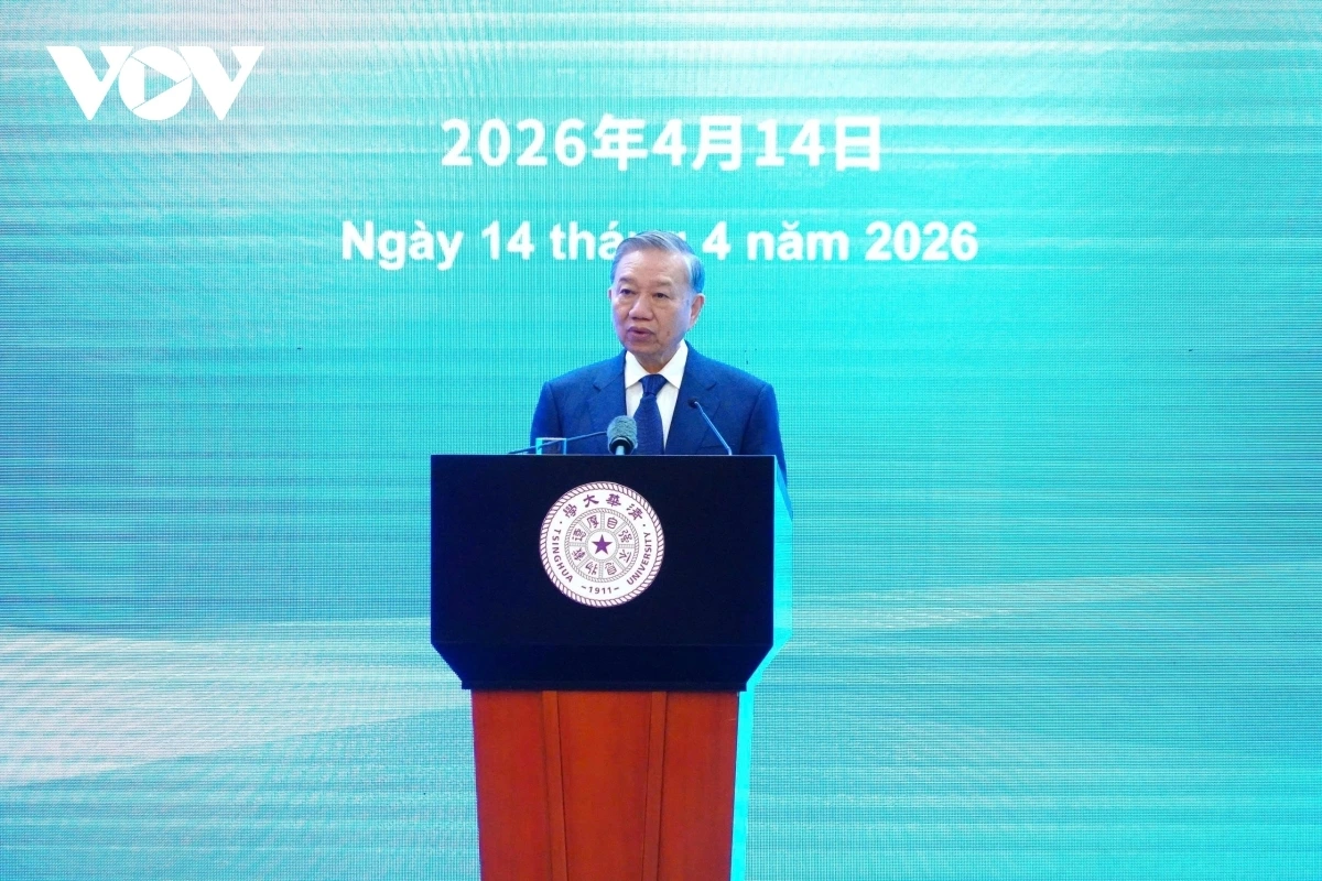 Tổng Bí thư, Chủ tịch nước Tô Lâm phát biểu tại Đại học Thanh Hoa, Trung Quốc.