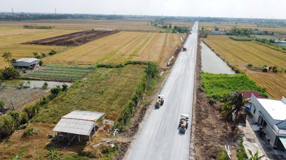 Đến thời điểm này tỉ lệ giải ngân vốn đầu tư công của tỉnh Đồng Tháp đạt thấp hơn mức trung bình của cả nước.jpg