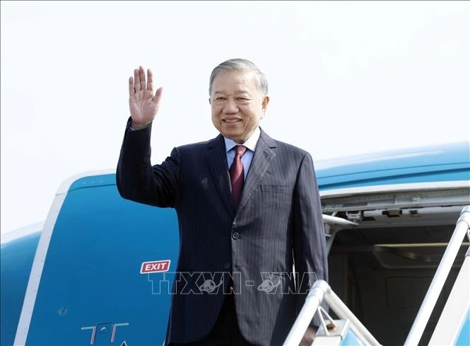 Tong bi thu chu tich nuoc len duong tham An Do.jpg