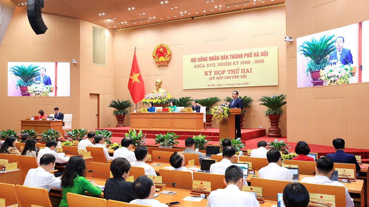 bi_thu_ha_noi_2.jpg