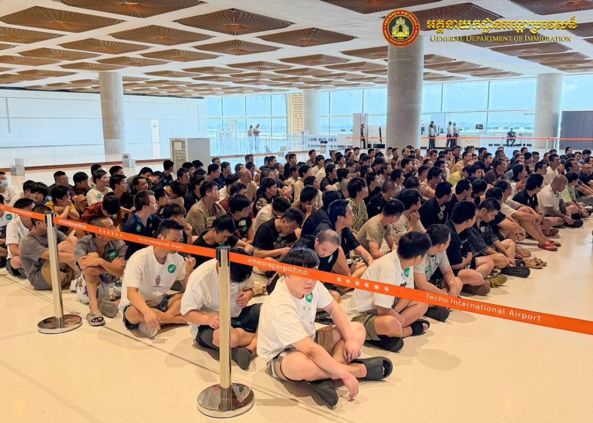 cac_doi_tuong_bi_truc_xuat_khoi_campuchia_anh_tong_cuc_di_tru_2.jpg