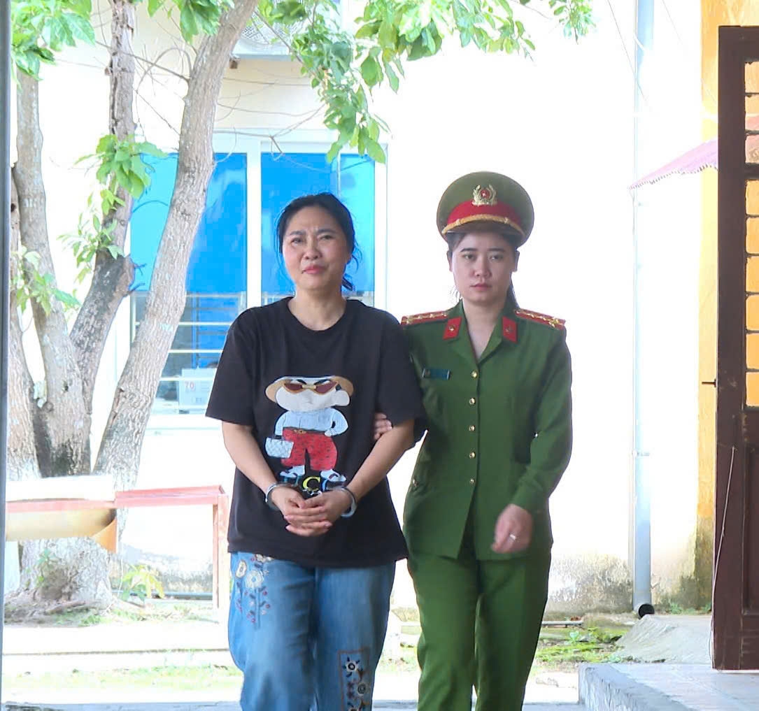 co_quan_csdt_cong_an_tinh_thanh_hoa_thi_hanh_lenh_kham_xet_khan_cap_doi_voi_le_thi_thao_1.jpg