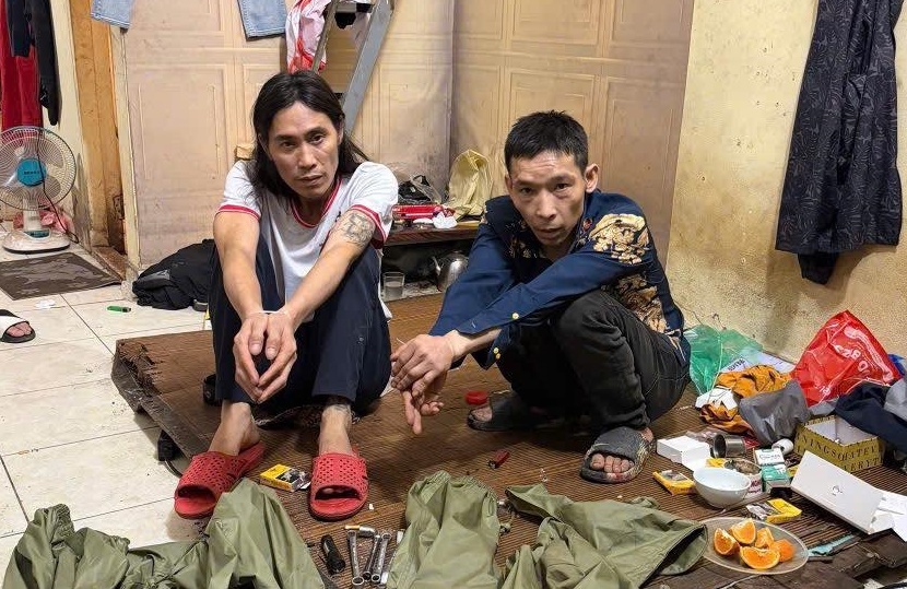 doi tuong thao can gat mua.jpg