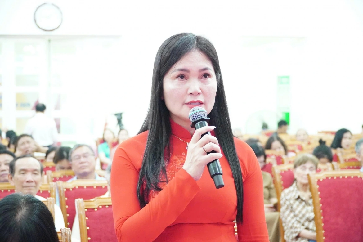 le_kim_dinh.jpg