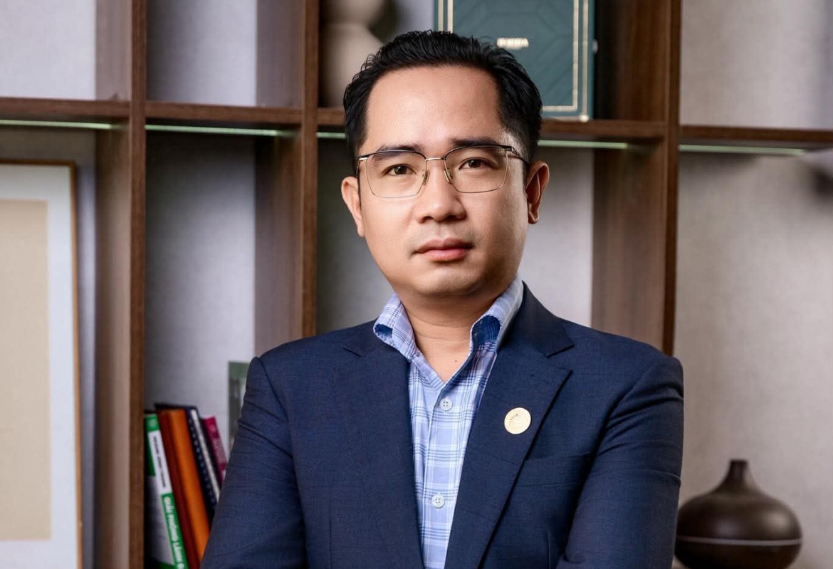 luat_su_hoang_ha.jpg
