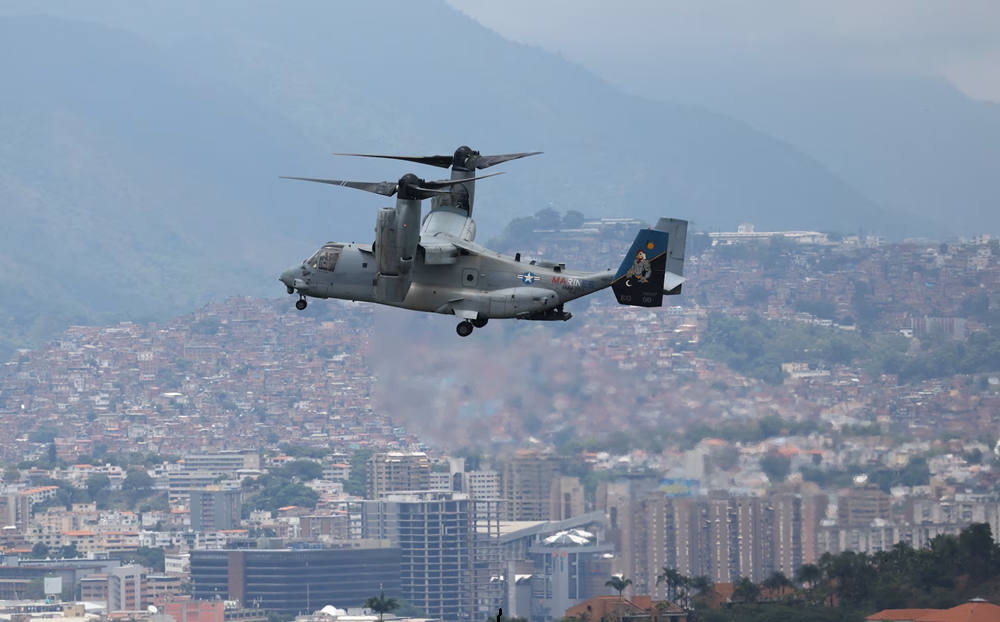 Máy bay MV-22B Osprey của Thủy quân lục chiến Mỹ trong một cuộc tập trận quân sự, tại Caracas, Venezuela. Ảnh: Reuters
