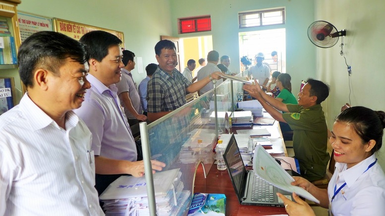 nguoi_hoat_dong_khong_chuyen_trach.jpg