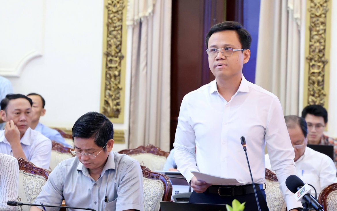 ong_nguyen_the_duy_pho_tong_giam_doc_becamex.jpg