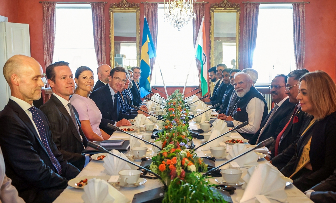 thu_tuong_an_do_narendra_modi_hoi_dam_voi_nguoi_dong_cap_thuy_dien_ulf_kristersson_tai_gothenburg_ngay_17.5_anh_ani.jpg