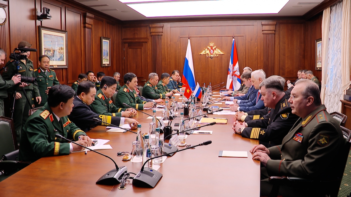 tiep_tuc_cung_co_va_tang_cuong_hop_tac_quoc_phong_viet_nam-lien_bang_nga_1.jpg