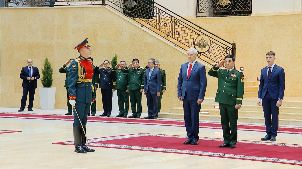 tiep_tuc_cung_co_va_tang_cuong_hop_tac_quoc_phong_viet_nam-lien_bang_nga_2.jpg