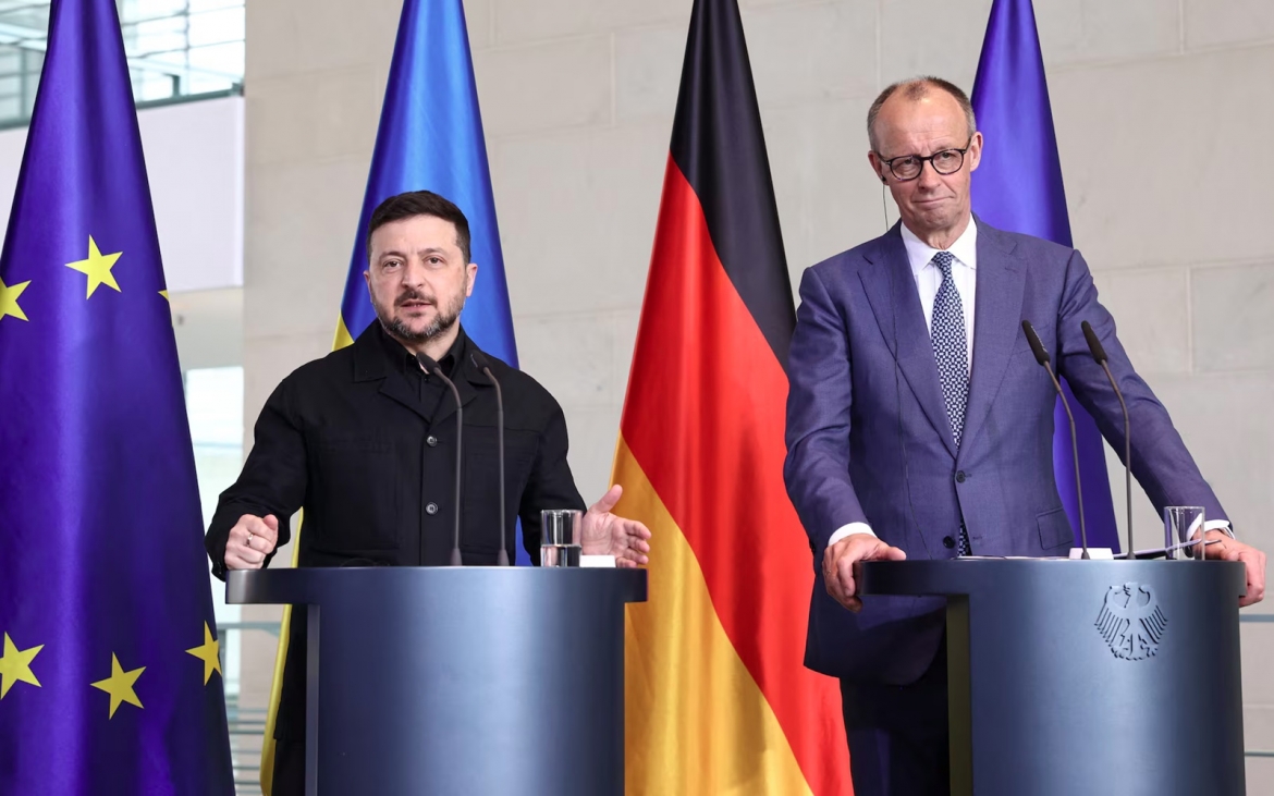 tong thong Ukraine Zelensky Merz thu tuong Duc Merz Zelensky tong thong Ukraine, Ukraine Duc, co EU Duc, tai Berlin 4-2026 -reu.jpg