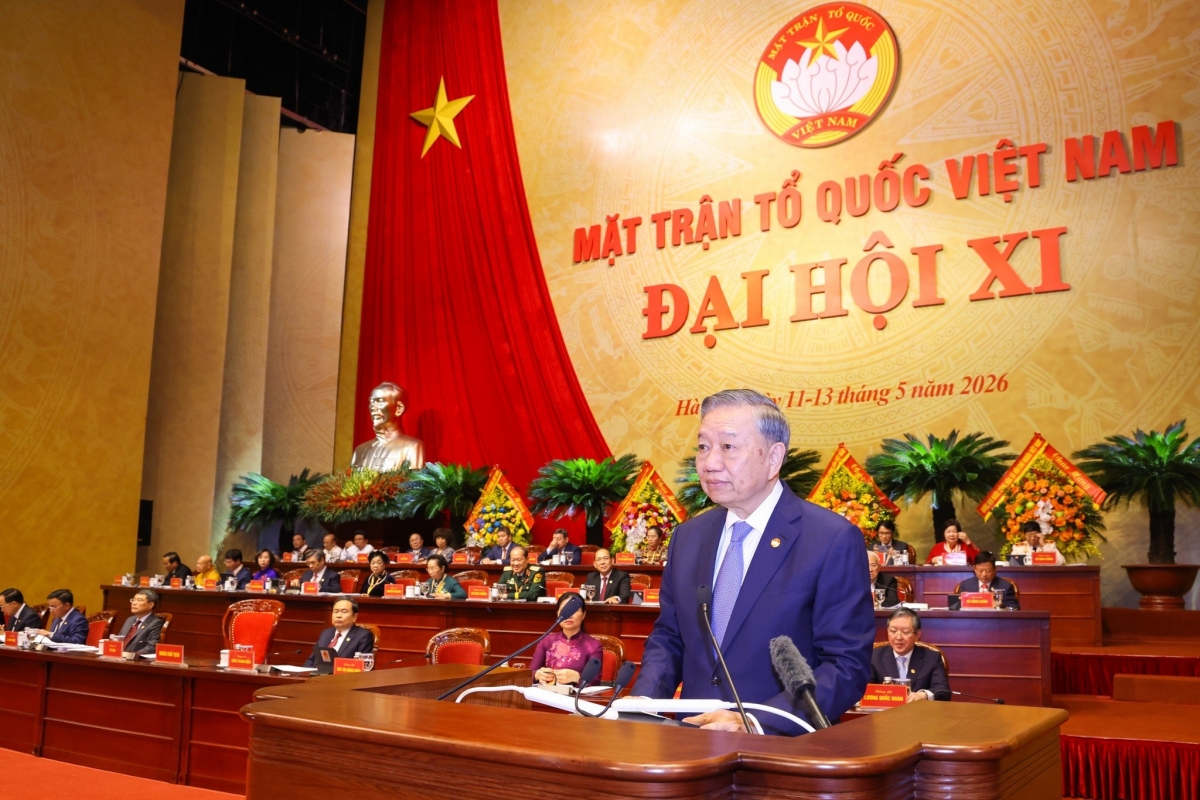 tong_bi_thu_du_khai_mac_dai_hoi_mttq.jpg