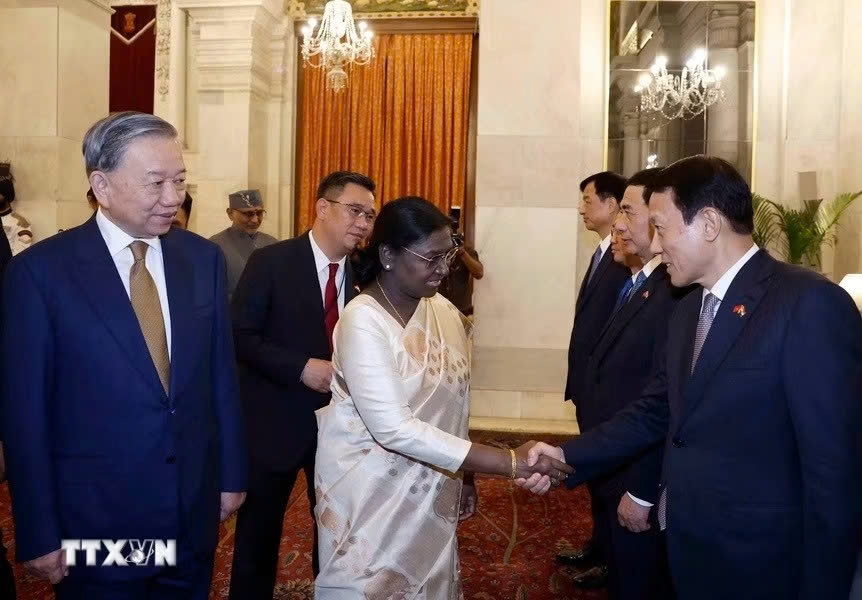 tong_thong_an_do_chu_tri_tiec_chieu_dai_tong_bi_thu_chu_tich_nuoc_to_lam_1.jpg
