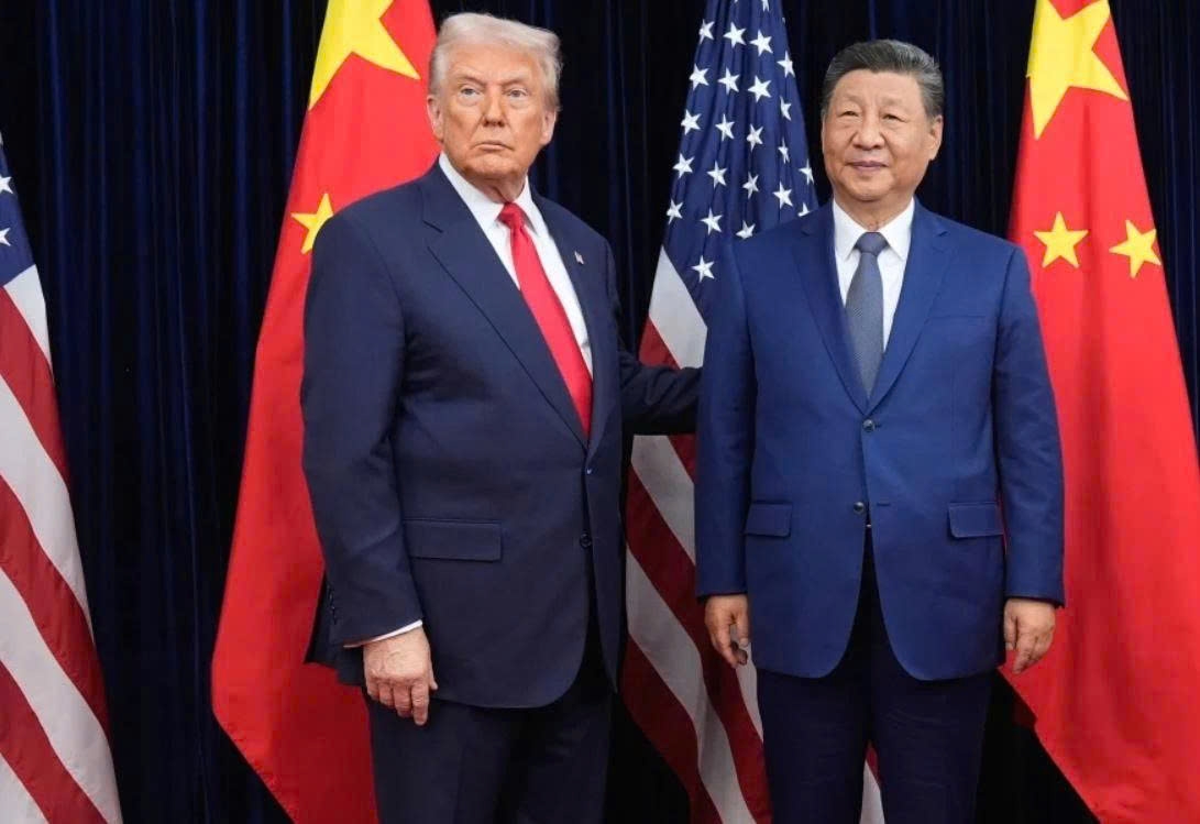 Tổng thống Mỹ Donald Trump và Chủ tịch Trung Quốc Tập Cận Bình trong một cuộc gặp (Ảnh: AP)