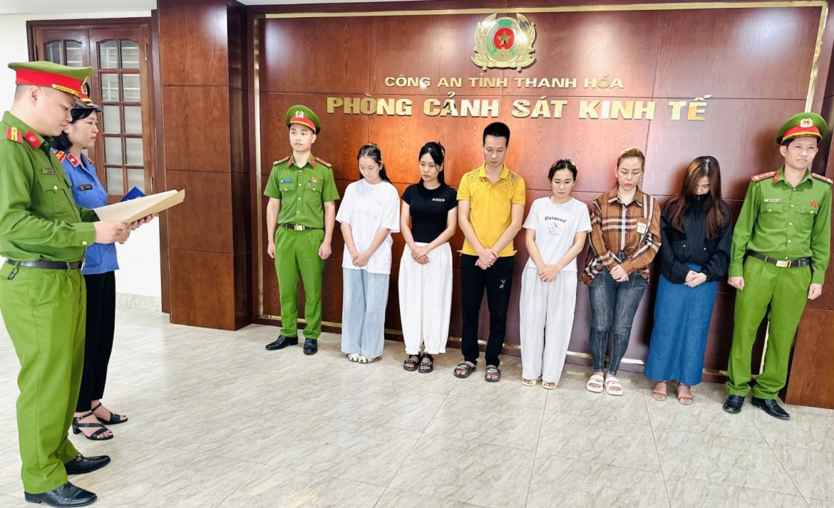 triet_pha_duong_giay_nuoc_hoa_gia_lien_tinh_3.jpg