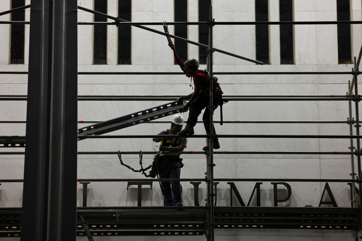 2026-06-13t081307z_360715131_rc2uslawb9hh_rtrmadp_3_usa-trump-kennedy-center_0.jpg