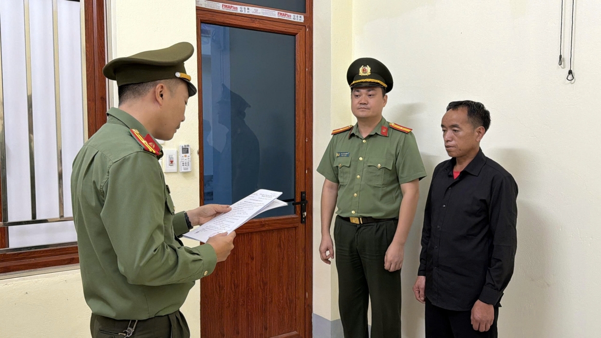 bat_doi_tuong_tang_tru_vu_khi_quan_dung_1.jpg