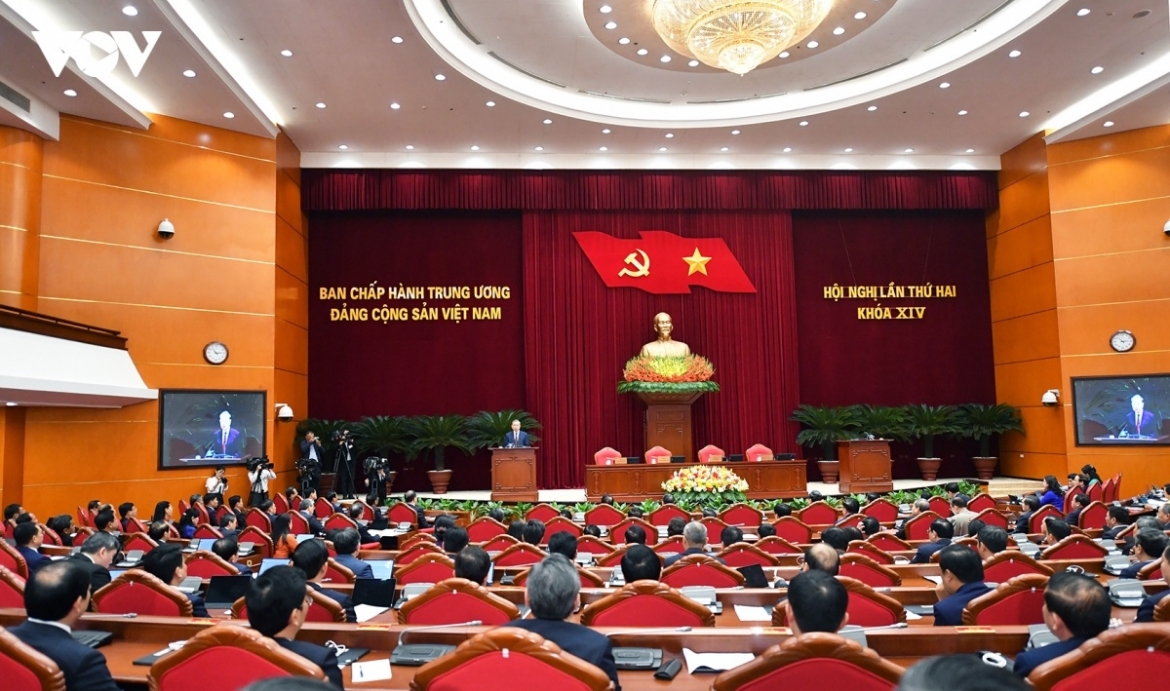 be_20mac_20hoi_20nghi_20trung_20uong_202.2.jpg