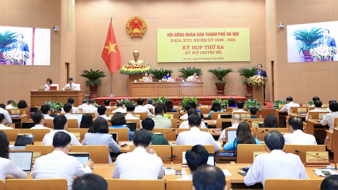 bi_thu_ha_noi_1.jpg