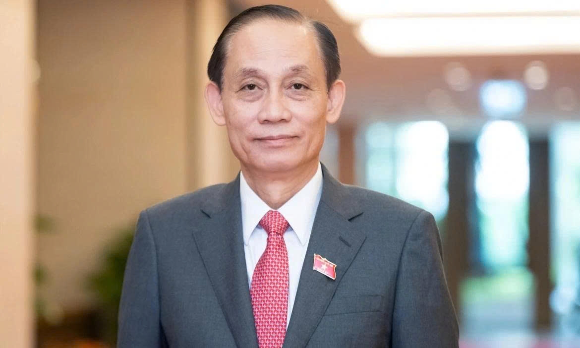 bo_truong_le_hoai_trung.jpg