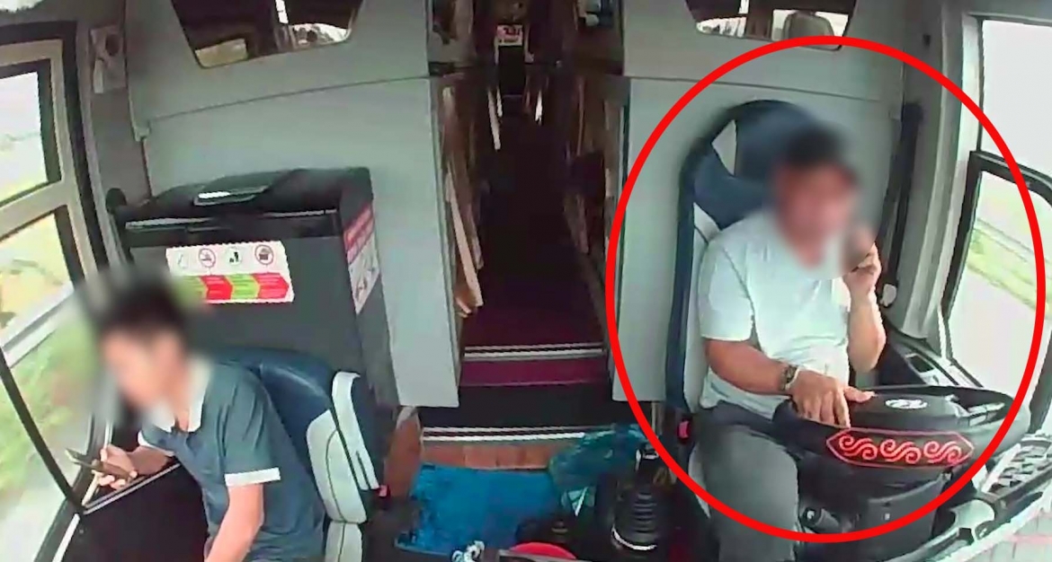 camera trên xe khách1.jpg