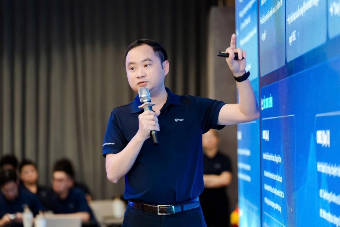 chatgpt_-_dung_chung_tai_khoan_-_an_toan_-_lo_lot_thong_tin_-_vsec.jpg
