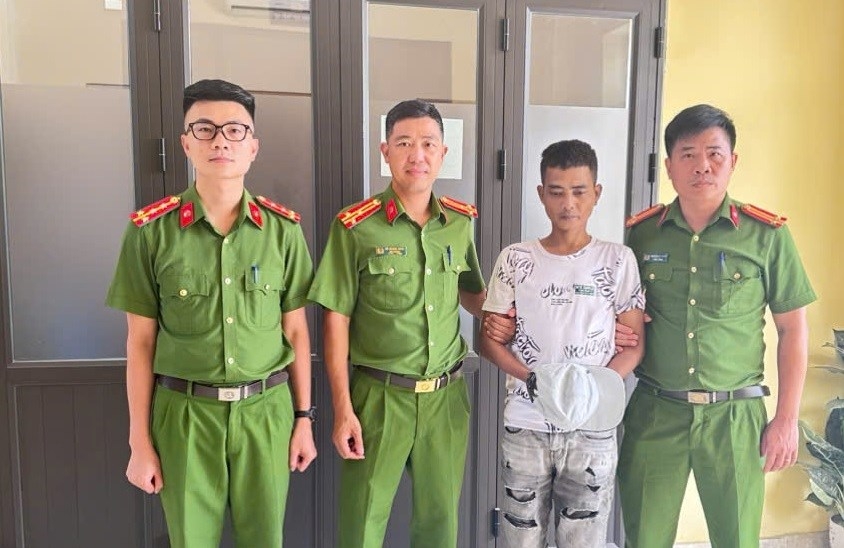 cong an phuong dong hai hai phong bat giu doi tuong ngo van tuan bi truy na.jpg