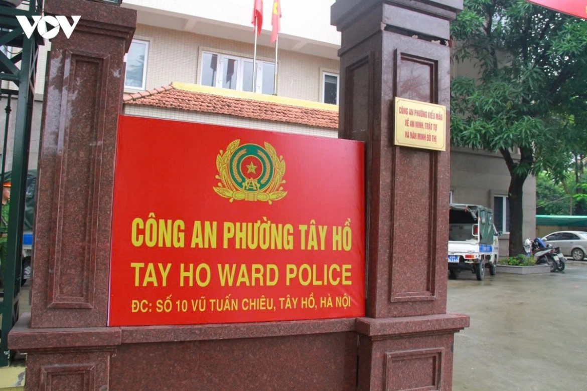 cong_an_tay_ho_1.jpg