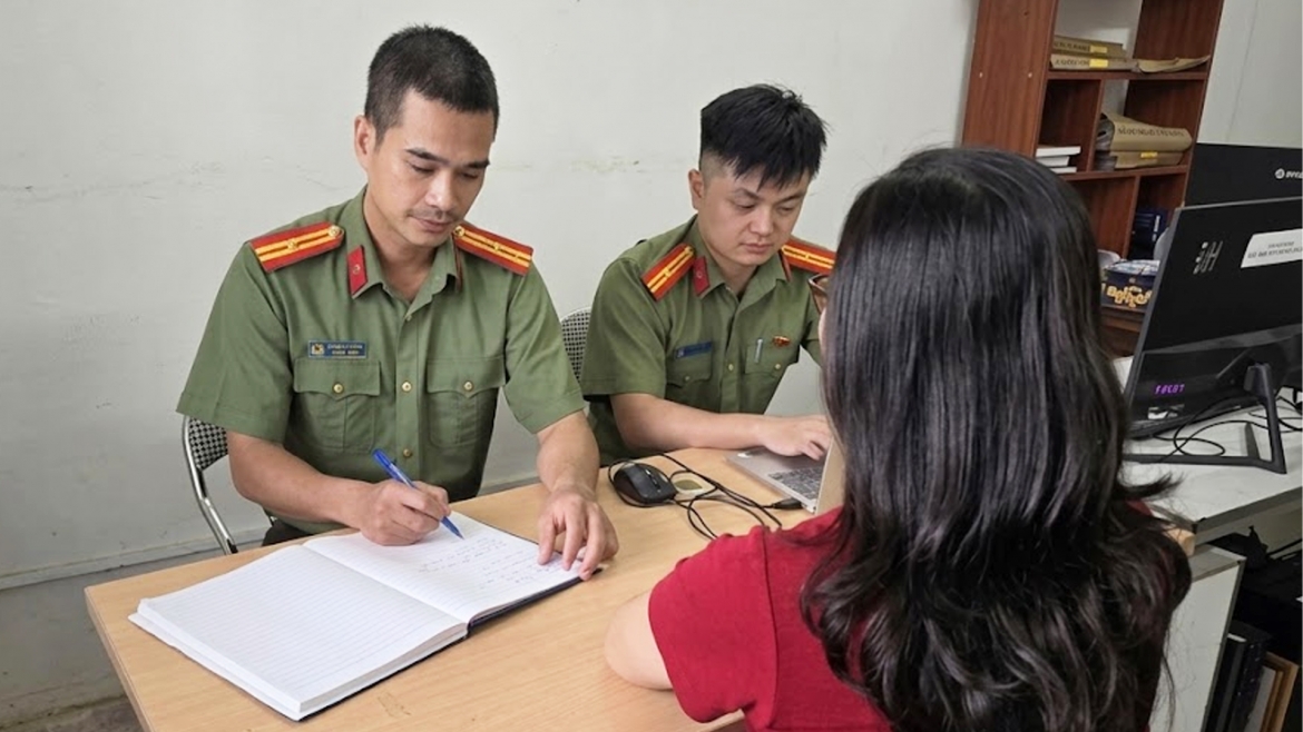 dang_bai_co_suy_me_tin_tren_mang_xa_hoi_bi_phat_75_trieu_dong.jpg