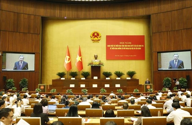 hoi-nghi-120626.jpg