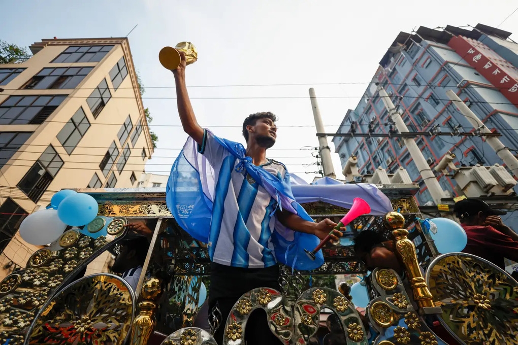 nhung_khoanh_khac_an_tuong_cua_nguoi_ham_mo_bong_da_mua_world_cup_8.jpg