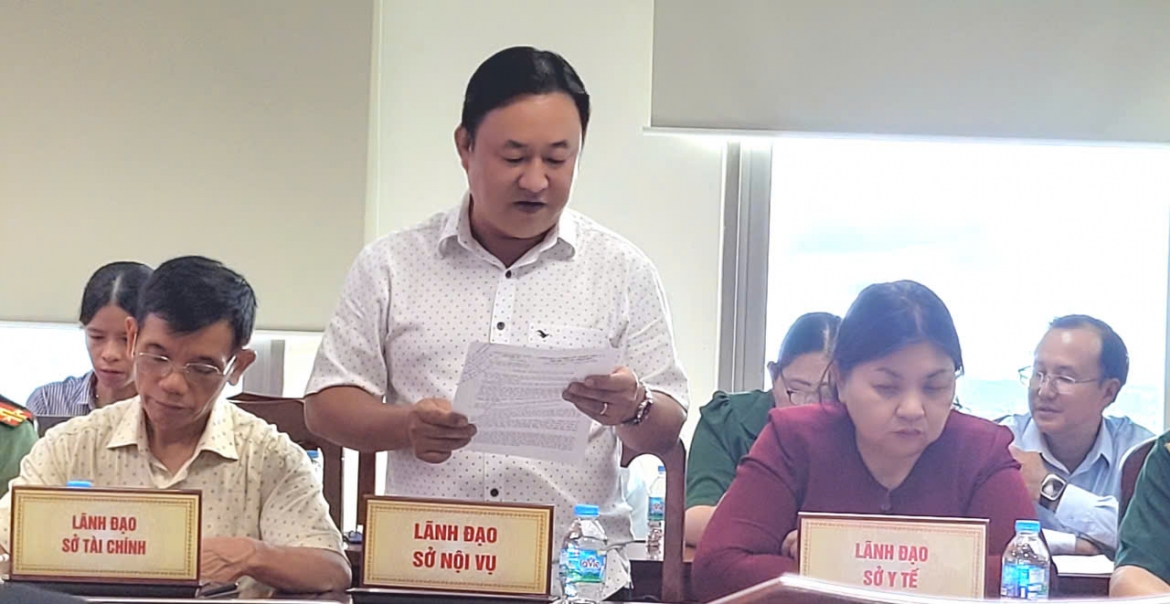 ong_huynh_trung_hieu_pho_giam_doc_so_noi_vu_tinh_dong_thap_thong_tin_ve_viec_sap_xep_ap_khom_khu_pho_1.jpg