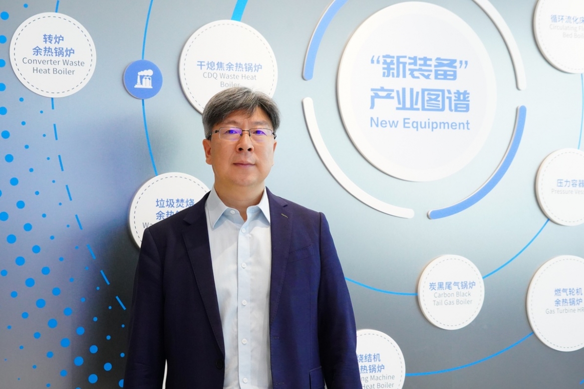 ong_luu_hue_minh_tong_giam_doc_cong_ty_nang_luong_xanh_tay_tu_xizi_clean_energy.jpg