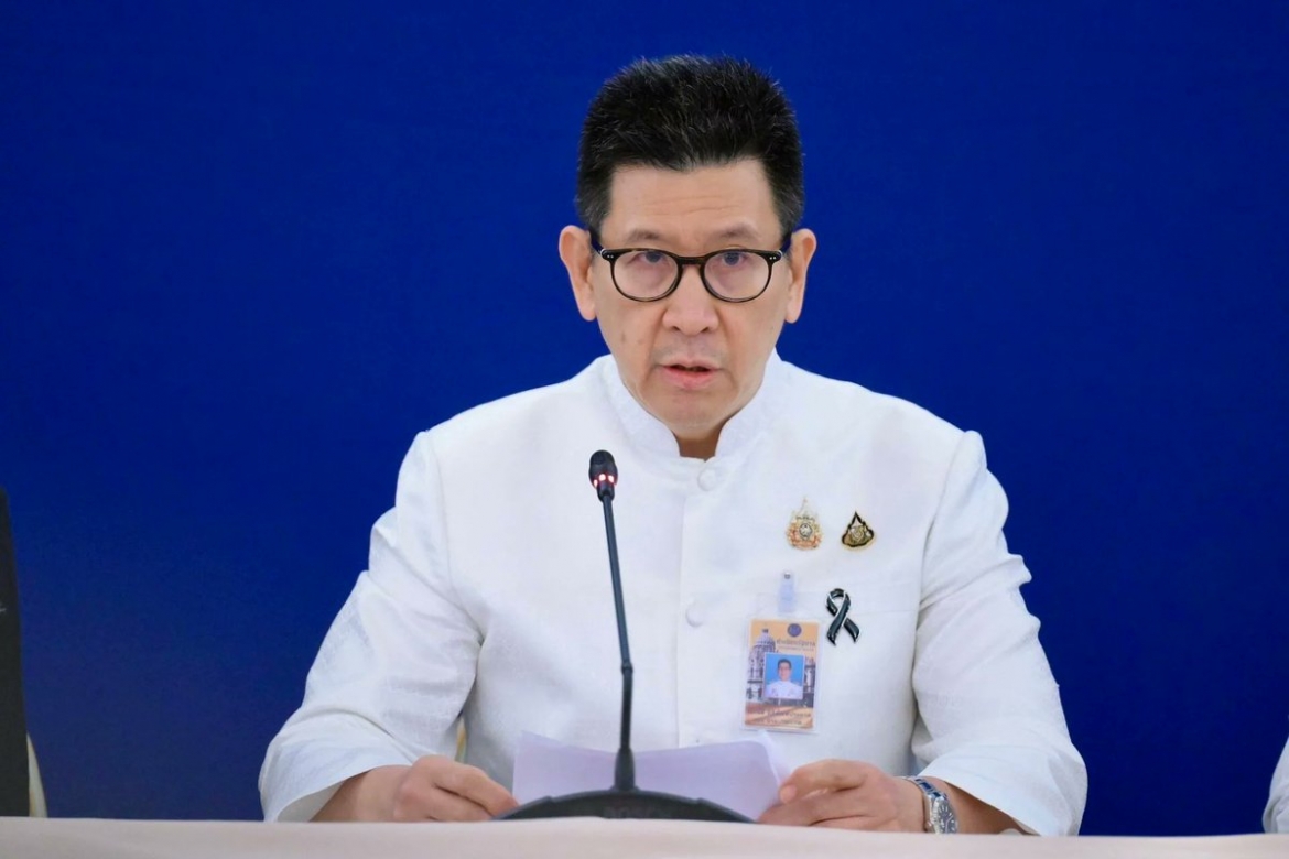 pho_thu_tuong_kiem_bo_truong_tai_chinh_thai_lan_ekniti_nitithanprapas._anh_pr_government.jpg