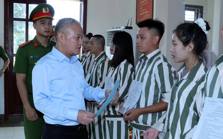 pho_thu_tuong_thuong_truc_pham_gia_tuc_du_le_cong_bo_quyet_dinh_dac_xa_nam_2026_2.jpg