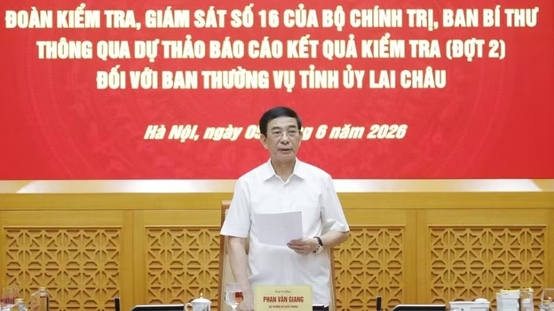 q1a7645-8718.jpg.jpg