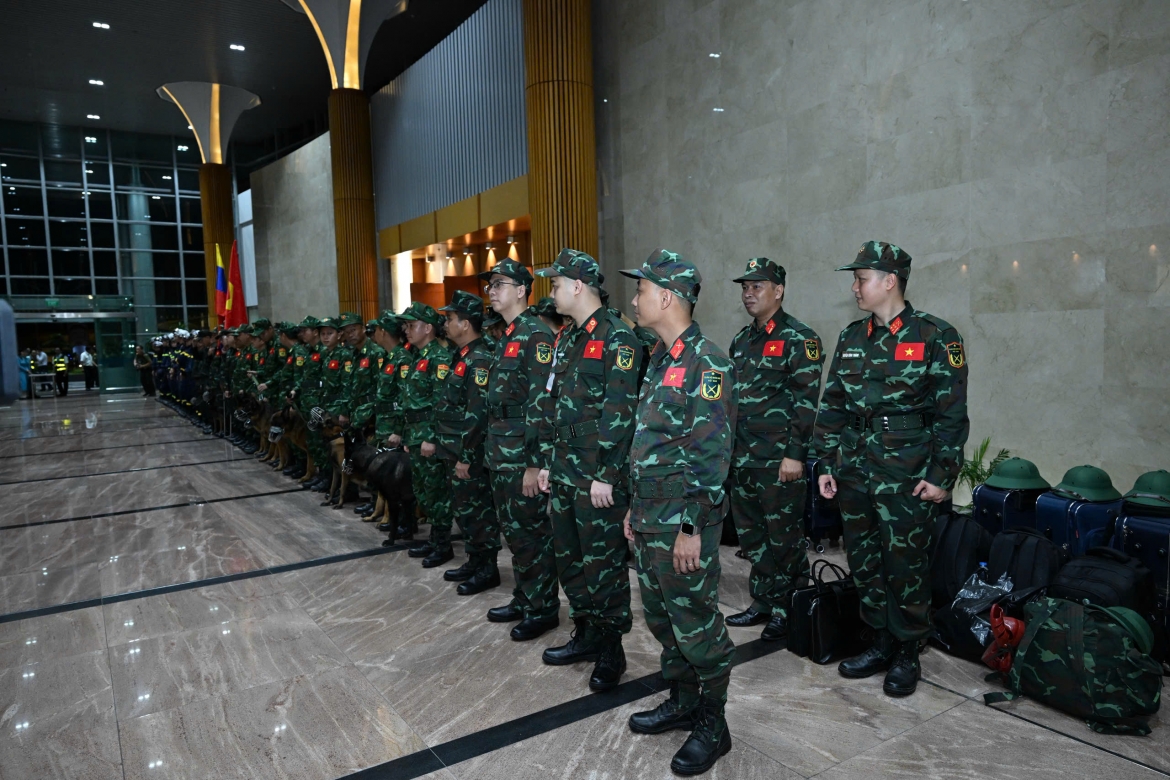 quan_doi_cong_an_viet_nam_len_duong_giup_venezuela_khac_phuc_tham_hoa_dong_dat.jpg