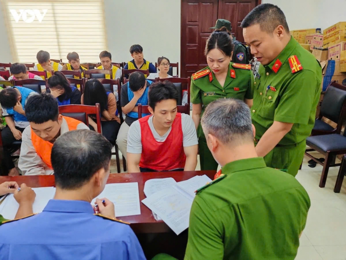 so_huu_ky_nghi_luat_su_dinh_nhat_quang_1.jpg