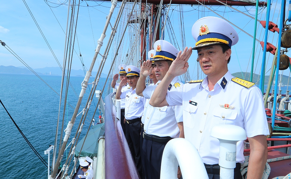 tau_buom_286_hoan_thanh_chuyen_hai_trinh_doi_ngoai_quoc_phong_hon_1.600_hai_ly.jpg